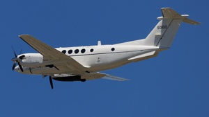 Photo of 95-00100 - Beechcraft C-12V Huron operated by US Army