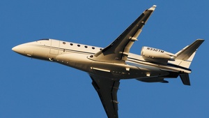 Photo of N332TM - Gulfstream G200 operated by Executive Jet Management