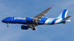 Photo of N3276J - Airbus A220-300 operated by jetBlue Airways