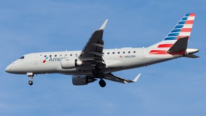 Photo of N862RW - Embraer ERJ-170SE operated by American Eagle (opb Republic Airways)