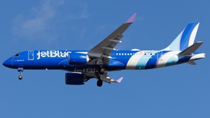 Photo of N3267J - Airbus A220-300 operated by jetBlue Airways