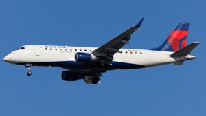 Photo of N219YX - Embraer ERJ-175LR operated by Delta Connection (opb Republic Airways)