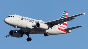 Photo of N821AW - Airbus A319-132 operated by American Airlines