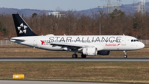 Photo of OE-LBY - Airbus A320-214 operated by Austrian Airlines