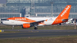 Photo of OE-LVK - Airbus A319-111 operated by easyJet Europe