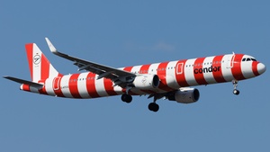 Photo of D-ATCG - Airbus A321-211 operated by Condor