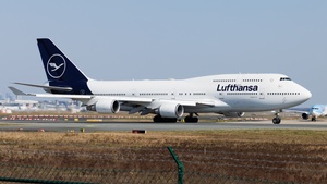 Photo of D-ABVY - Boeing 747-430 operated by Lufthansa