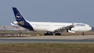 Photo of D-AIFF - Airbus A340-313 operated by Lufthansa