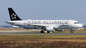Photo of D-AIZH - Airbus A320-214 operated by Lufthansa