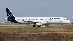 Photo of D-AISC - Airbus A321-231 operated by Lufthansa