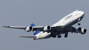 Photo of D-ABYH - Boeing 747-830 operated by Lufthansa
