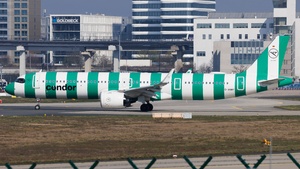 Photo of D-ANMY - Airbus A321-271NX operated by Condor