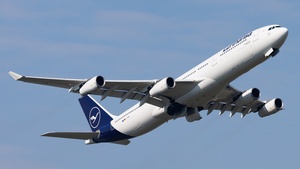 Photo of D-AIFF - Airbus A340-313 operated by Lufthansa