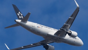 Photo of D-AIUA - Airbus A320-214 operated by Lufthansa