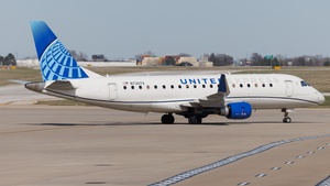 Photo of N730YX - Embraer ERJ-175LR operated by United Express (opb Republic Airways)
