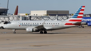 Photo of N746CC - Embraer ERJ-170LR operated by American Eagle (opb Envoy Air)