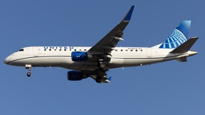 Photo of N730YX - Embraer ERJ-175LR operated by United Express (opb Republic Airways)