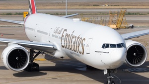 Photo of A6-ENE - Boeing 777-31H(ER) operated by Emirates