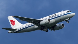 Photo of B-6213 - Airbus A319-131 operated by Air China