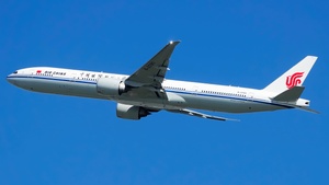 Photo of B-2090 - Boeing 777-39L(ER) operated by Air China