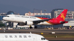 Photo of B-6360 - Airbus A320-214 operated by Shenzhen Airlines