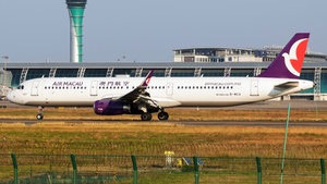 Photo of B-MCA - Airbus A321-231 operated by Air Macau