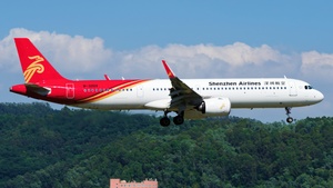 Photo of B-32DV - Airbus A321-271NX operated by Shenzhen Airlines