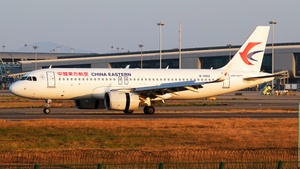 Photo of B-30D2 - Airbus A320-251N operated by China Eastern Airlines