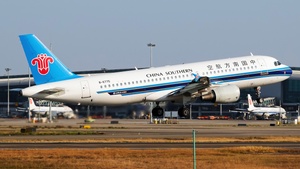Photo of B-6775 - Airbus A320-214 operated by China Southern Airlines