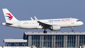 Photo of B-322J - Airbus A320-251N operated by China Eastern Airlines
