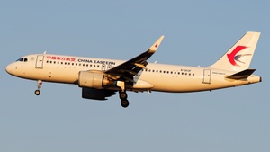 Photo of B-303F - Airbus A320-251N operated by China Eastern Airlines