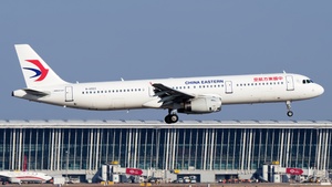 Photo of B-6923 - Airbus A321-231 operated by China Eastern Airlines