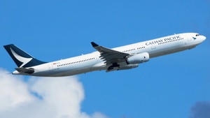 Photo of B-LBH - Airbus A330-343 operated by Cathay Pacific Airways