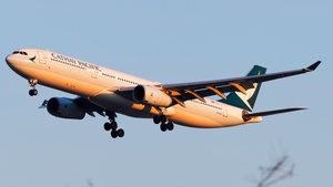 Photo of B-HLU - Airbus A330-343 operated by Cathay Pacific Airways