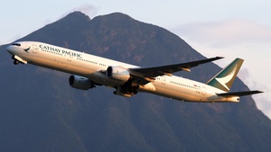 Photo of B-HNG - Boeing 777-367 operated by Cathay Pacific Airways