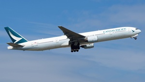 Photo of B-HNE - Boeing 777-367 operated by Cathay Pacific Airways