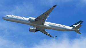 Photo of B-LXB - Airbus A350-1041 operated by Cathay Pacific Airways