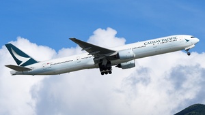 Photo of B-HNK - Boeing 777-367 operated by Cathay Pacific Airways