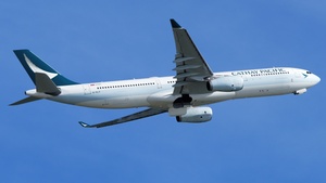 Photo of B-HLV - Airbus A330-343 operated by Cathay Pacific Airways
