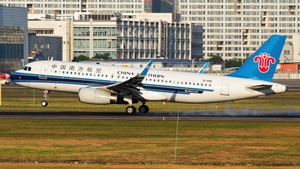 Photo of B-9911 - Airbus A320-232 operated by China Southern Airlines