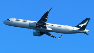 Photo of B-HPR - Airbus A321-251NX operated by Cathay Pacific Airways