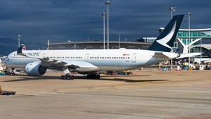 Photo of B-LXI - Airbus A350-1041 operated by Cathay Pacific Airways