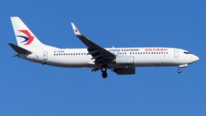 Photo of B-5589 - Boeing 737-89P operated by China Eastern Airlines