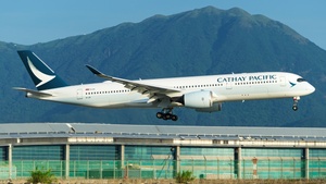 Photo of B-LRI - Airbus A350-941 operated by Cathay Pacific Airways