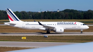 Photo of F-HPNZ - Airbus A220-300 operated by Air France