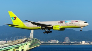 Photo of HL7750 - Boeing 777-2B5(ER) operated by Jin Air
