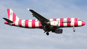Photo of D-AICS - Airbus A320-214 operated by Condor
