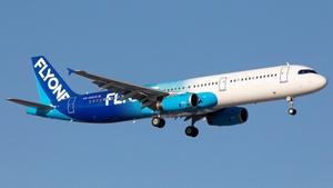 Photo of ER-00015 - Airbus A321-231 operated by FlyOne