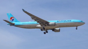 Photo of HL8003 - Airbus A330-323 operated by Korean Air