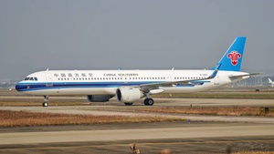 Photo of B-32KY - Airbus A321-251NX operated by China Southern Airlines